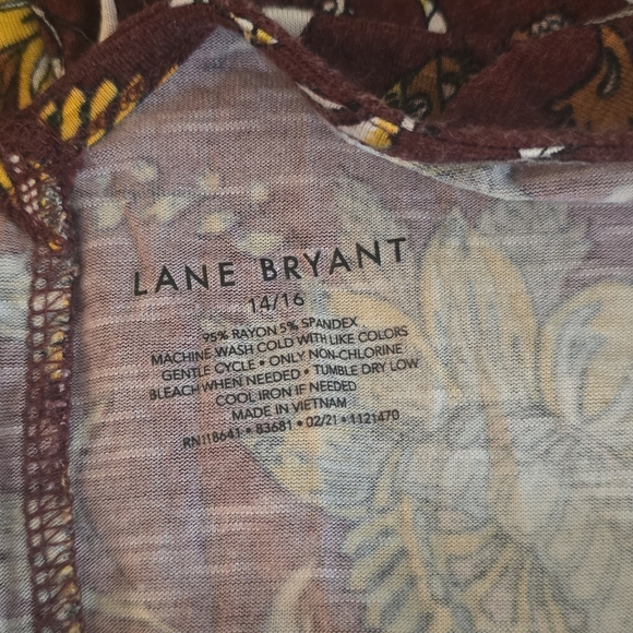Lane Bryant Burgundy Floral Sleeveless Fall Blouse 14/16 - Picture 3 of 3